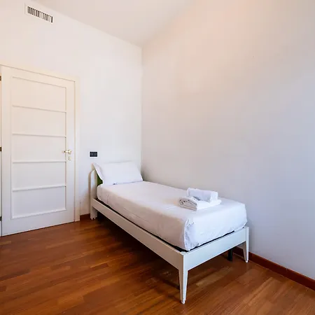 Re Di Apartman