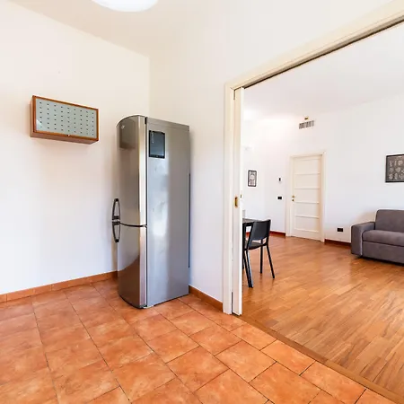 Apartment Re Di *